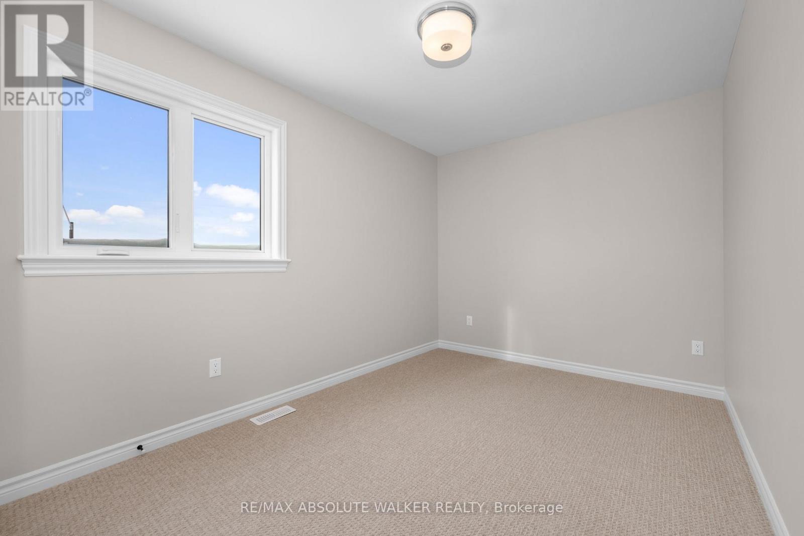 154 Kerala Place, Ottawa, Ontario  K1T 0Z3 - Photo 32 - X12605892