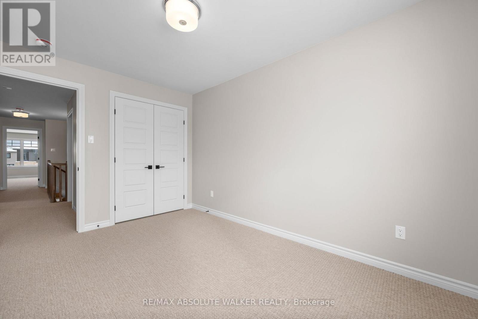 154 Kerala Place, Ottawa, Ontario  K1T 0Z3 - Photo 37 - X12605892