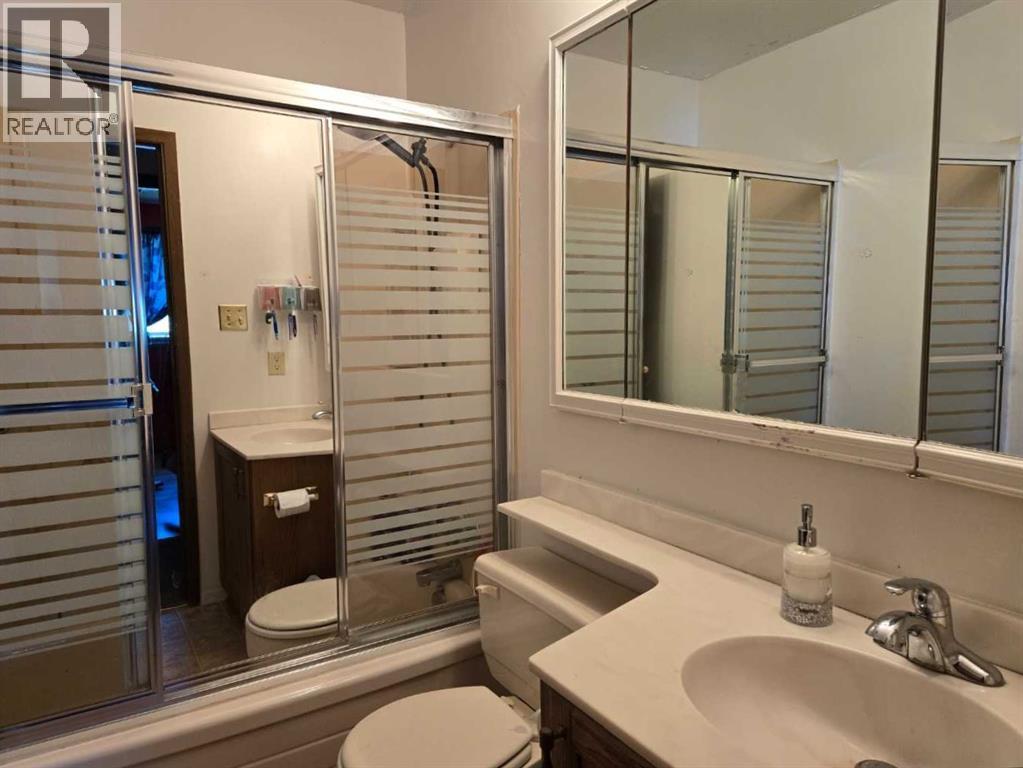 3002 225 Street, Bellevue, Alberta  T0K 0C0 - Photo 14 - A2264792