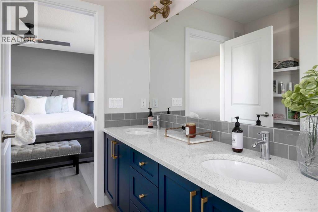 87 Waterford Mews, Chestermere, Alberta  T1X 3B7 - Photo 14 - A2274823