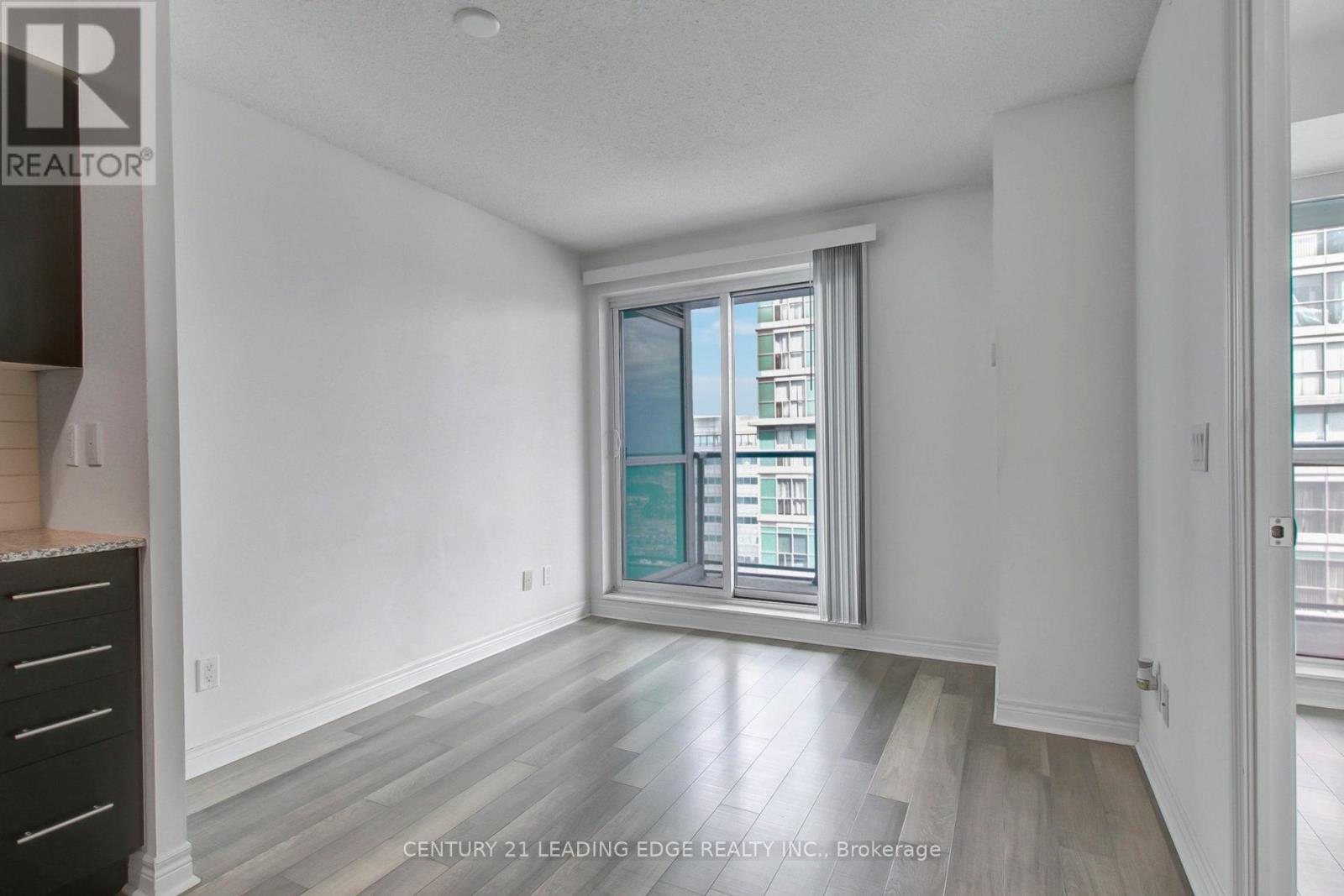 1506 - 50 Town Centre Court, Toronto, Ontario  M1P 0A9 - Photo 3 - E12746754