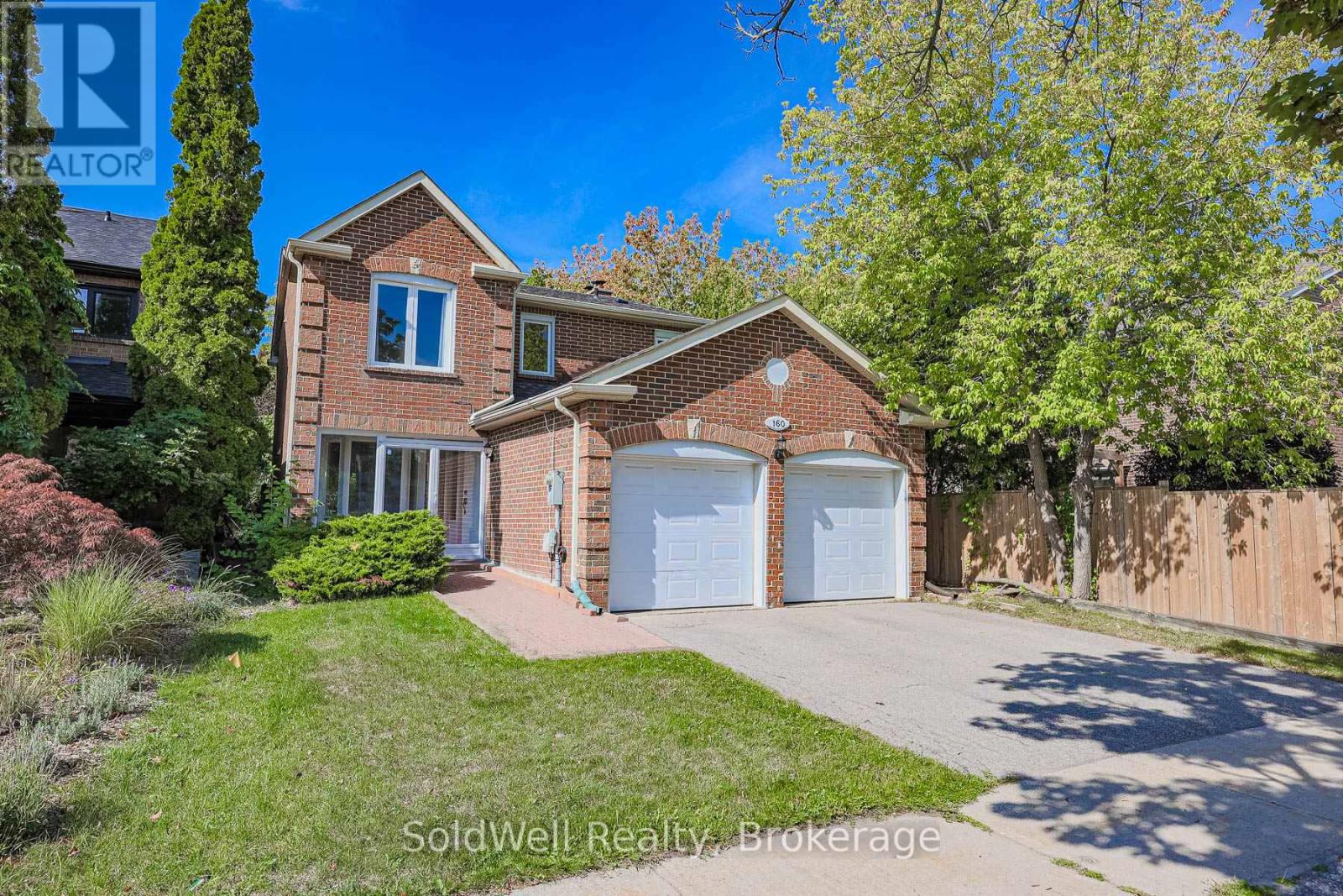 160 CHARLES STREET, Vaughan, Ontario