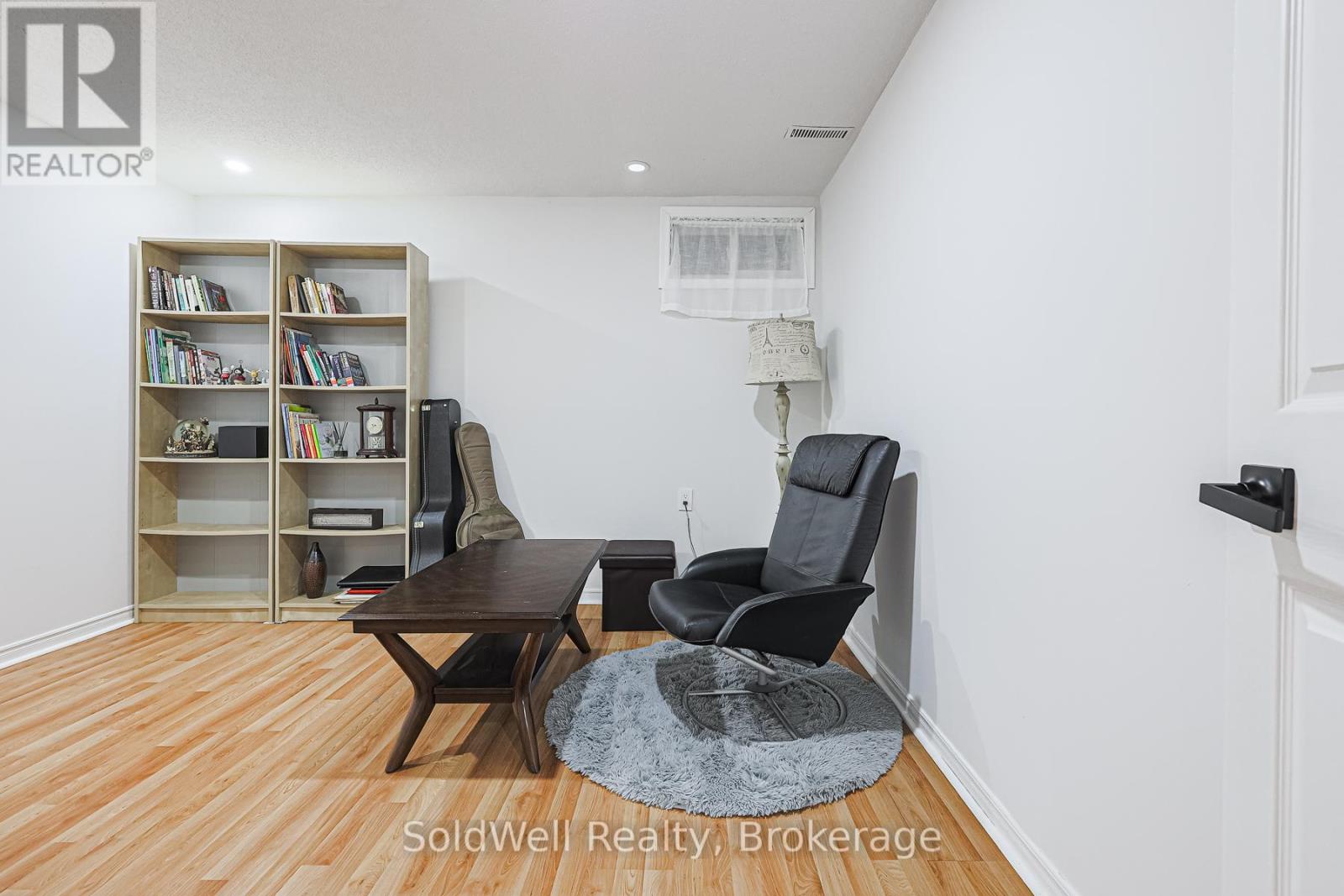 160 Charles Street, Vaughan, Ontario  L4J 3C7 - Photo 37 - N12746744