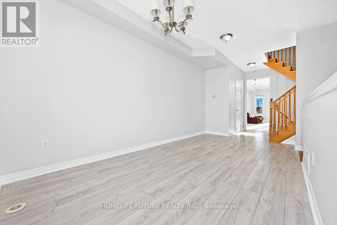 282 Delray Drive, Markham, Ontario  L3P 3J3 - Photo 6 - N12746750