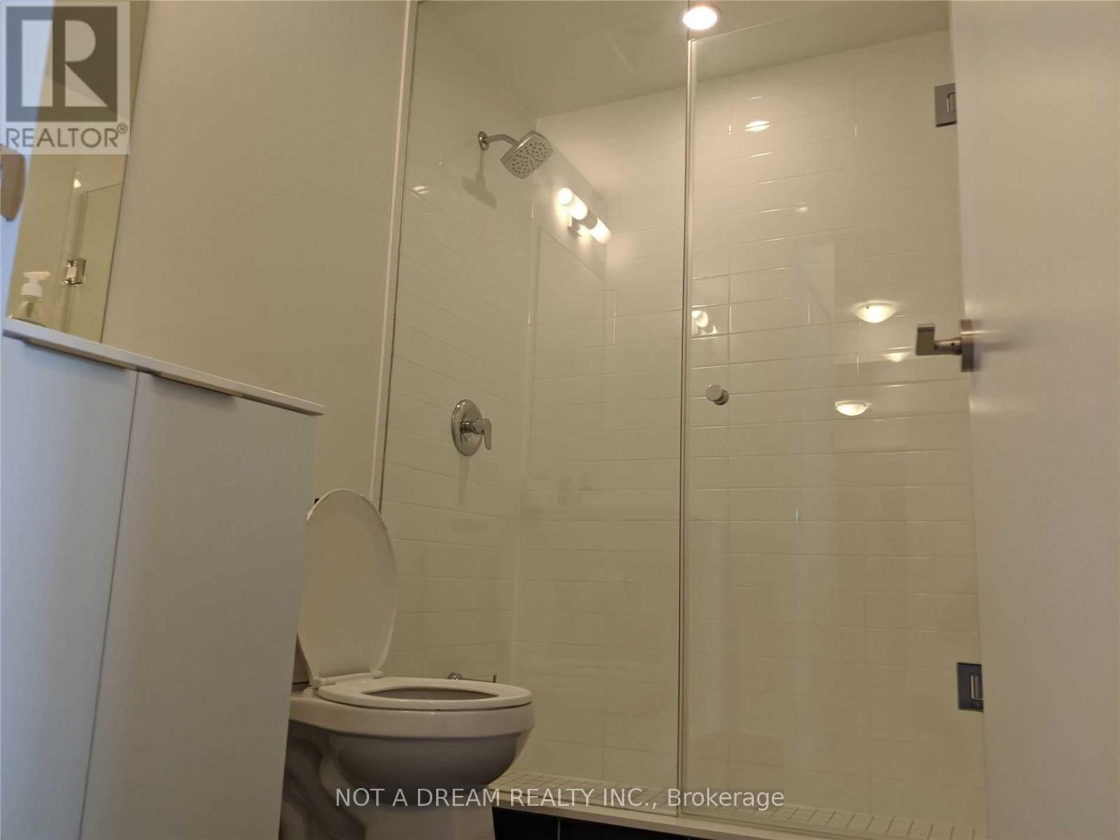 4116 - 30 Shore Breeze Drive, Toronto, Ontario  M8V 1A1 - Photo 9 - W12746734