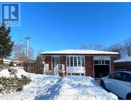 UPPER - 3527 THE CREDIT WOODLANDS, Mississauga, Ontario