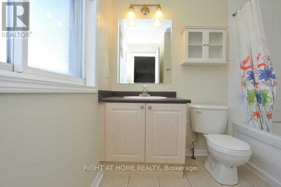 1345 Goldhawk Trail, Oakville, Ontario  L6M 3Y5 - Photo 16 - W12746756