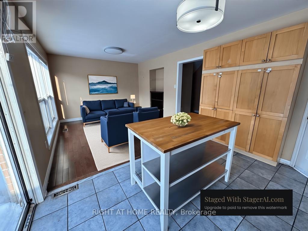 1345 Goldhawk Trail, Oakville, Ontario  L6M 3Y5 - Photo 7 - W12746756