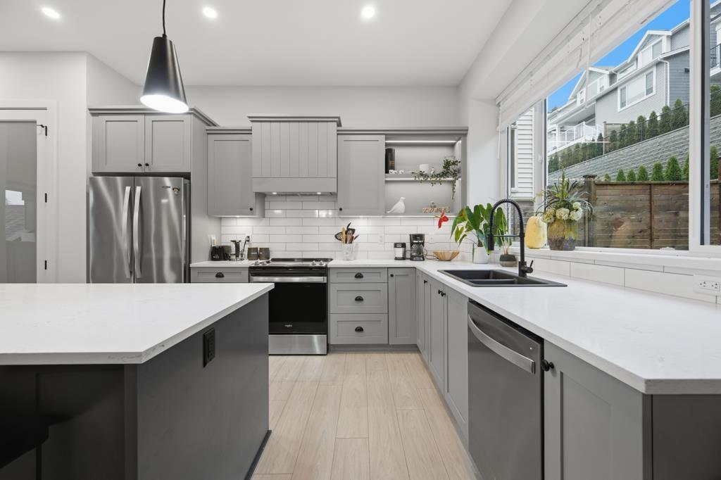 31577 Mccreath Place, Mission, British Columbia  V4S 0E9 - Photo 12 - R3084524