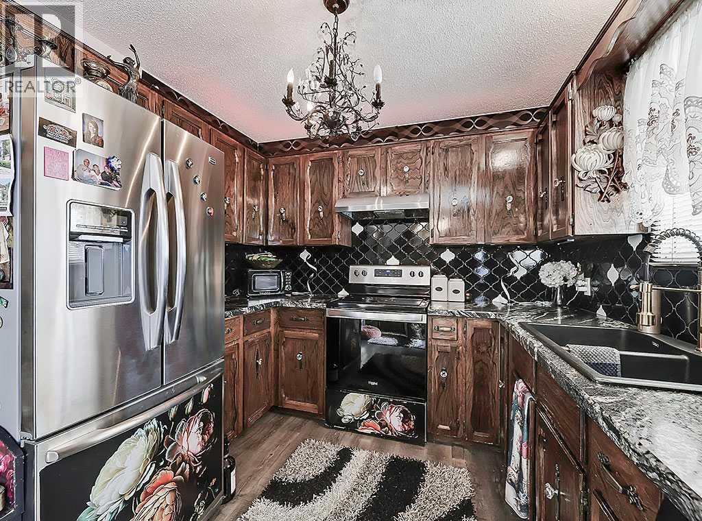 32 Sheppard Road Sw, High River, Alberta  T1V 1C5 - Photo 3 - A2275423