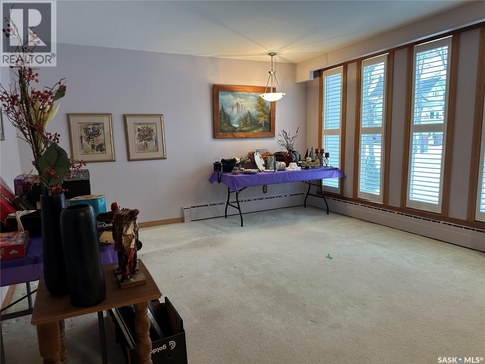 430 2nd Street Ne, Weyburn, Saskatchewan  S4H 0V5 - Photo 3 - SK027762