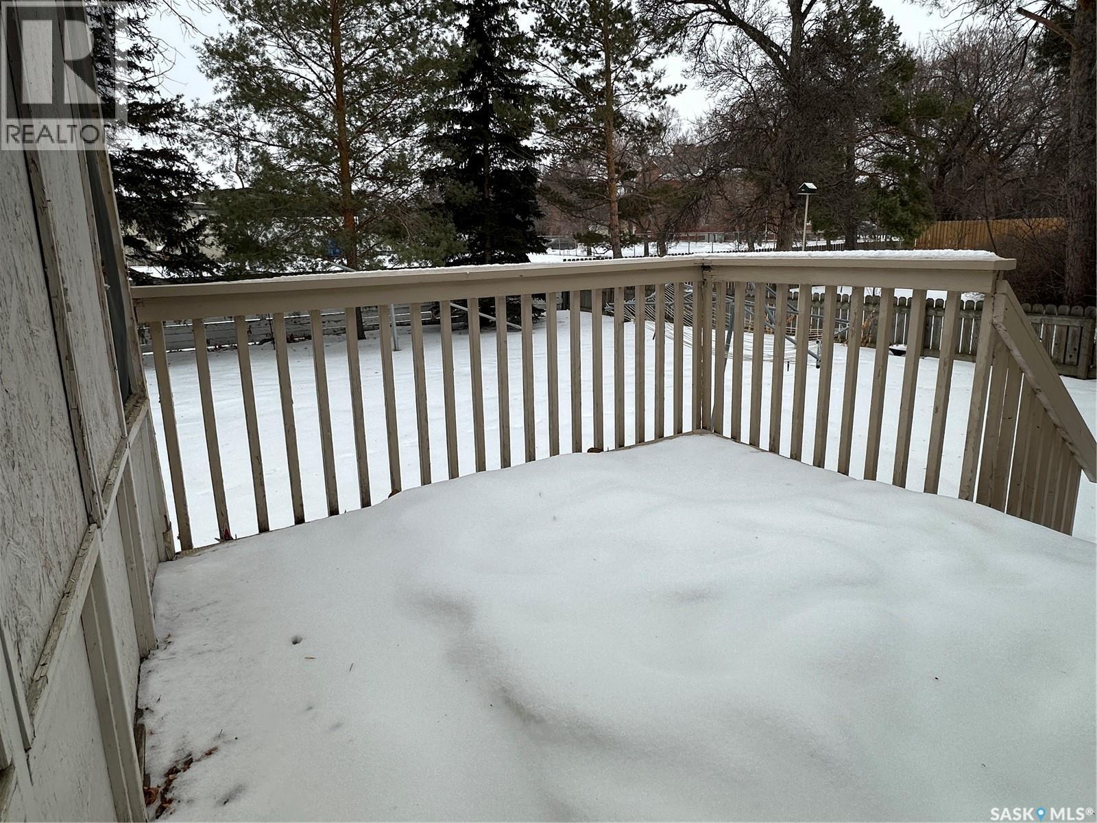 430 2nd Street Ne, Weyburn, Saskatchewan  S4H 0V5 - Photo 35 - SK027762