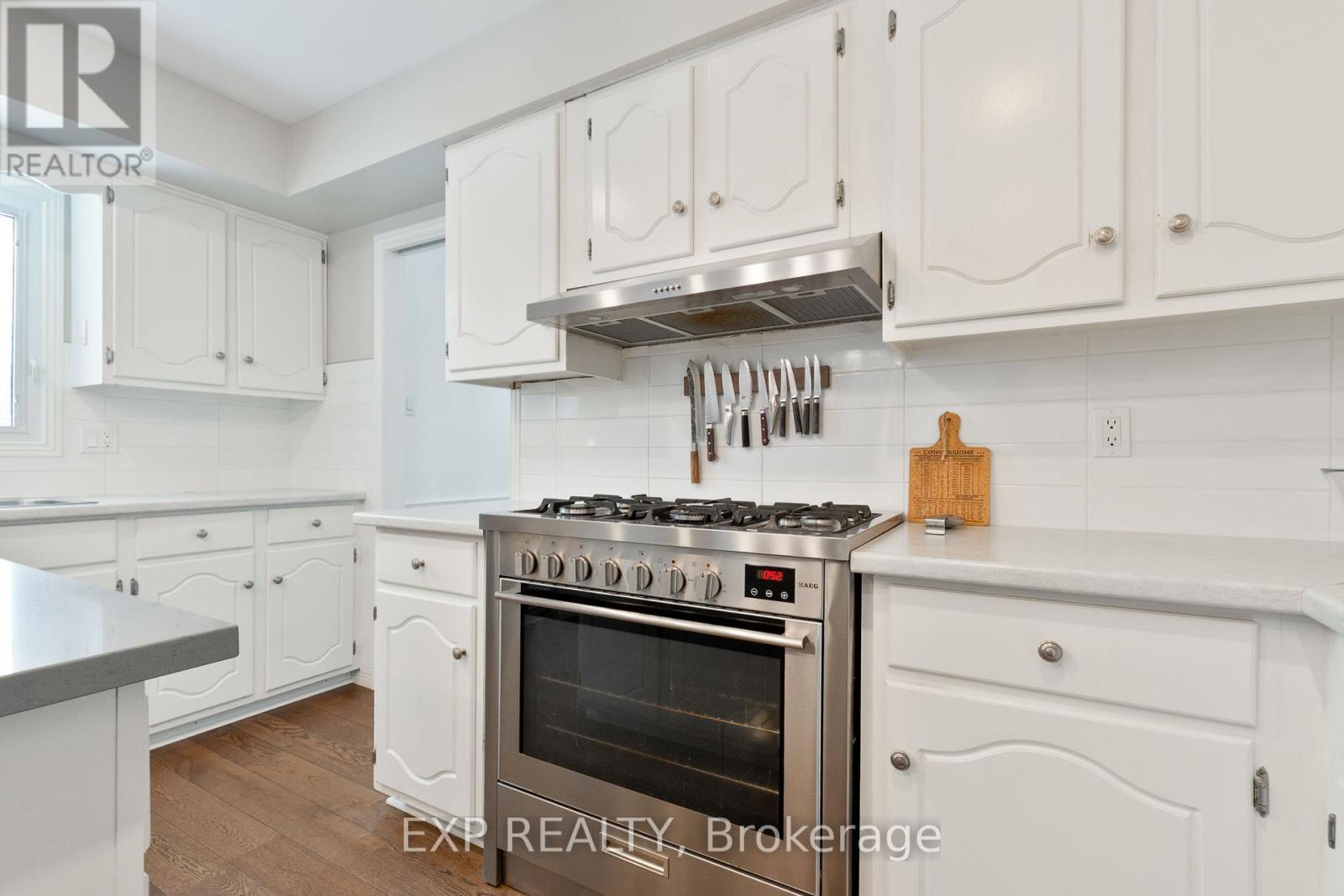 16 Acorn Crescent, London North, Ontario  N6G 3V4 - Photo 13 - X12746778