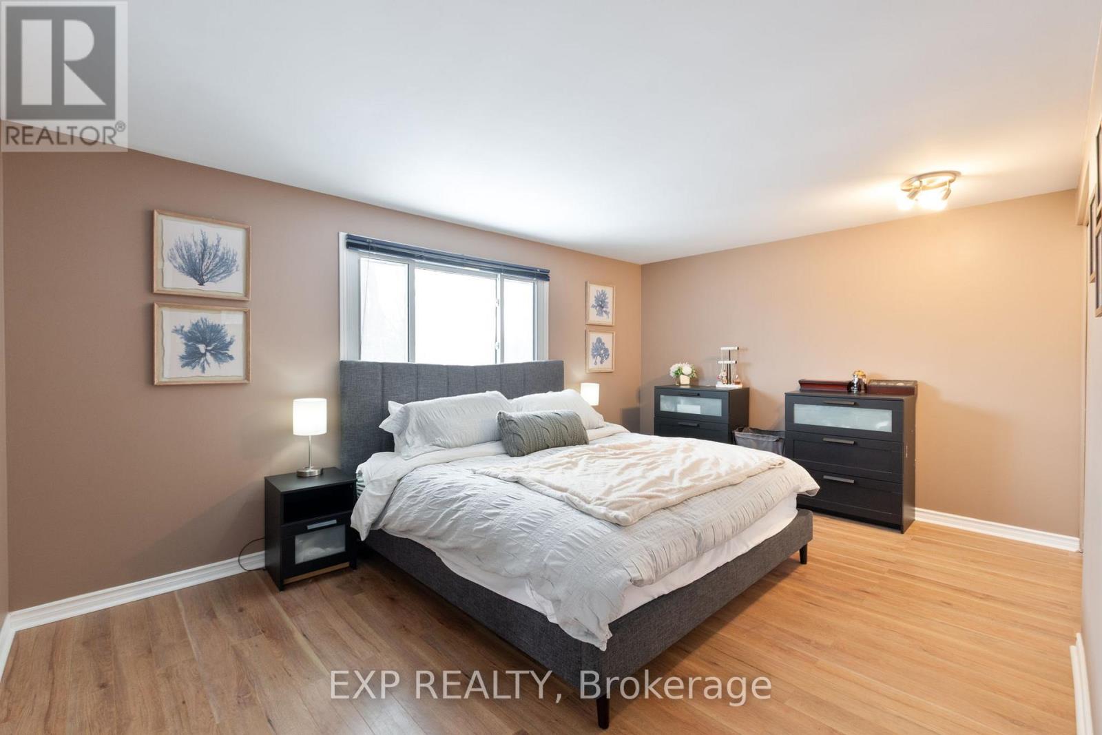 16 Acorn Crescent, London North, Ontario  N6G 3V4 - Photo 22 - X12746778