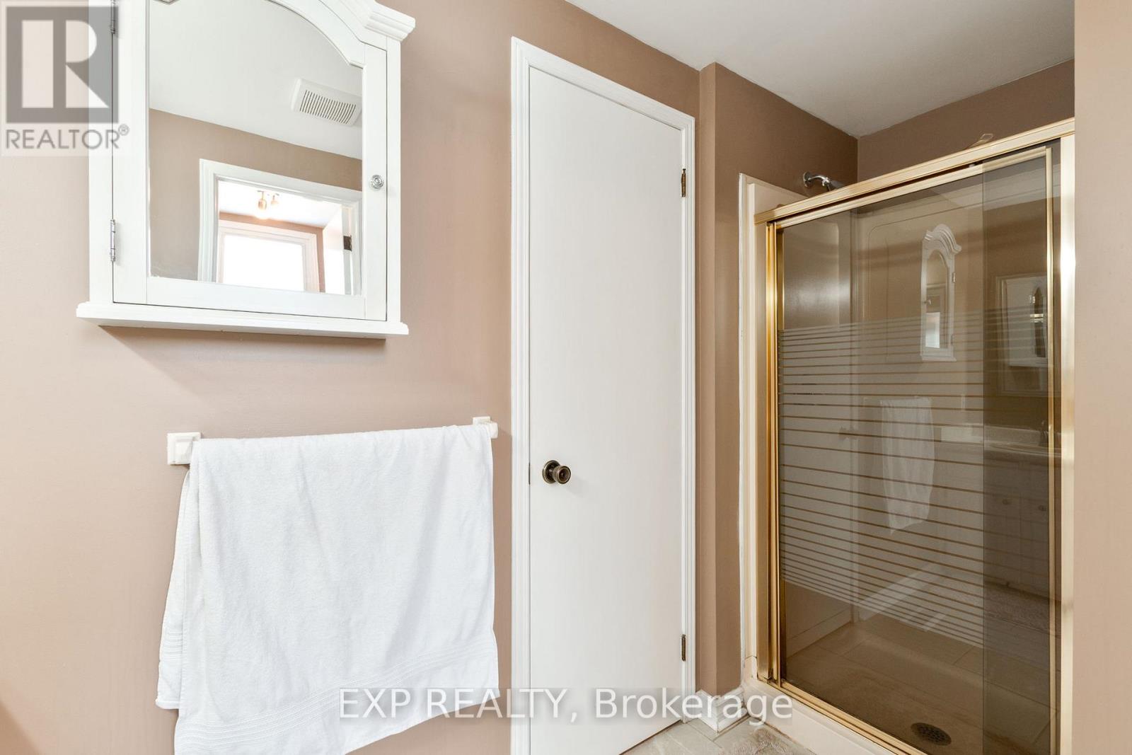 16 Acorn Crescent, London North, Ontario  N6G 3V4 - Photo 25 - X12746778