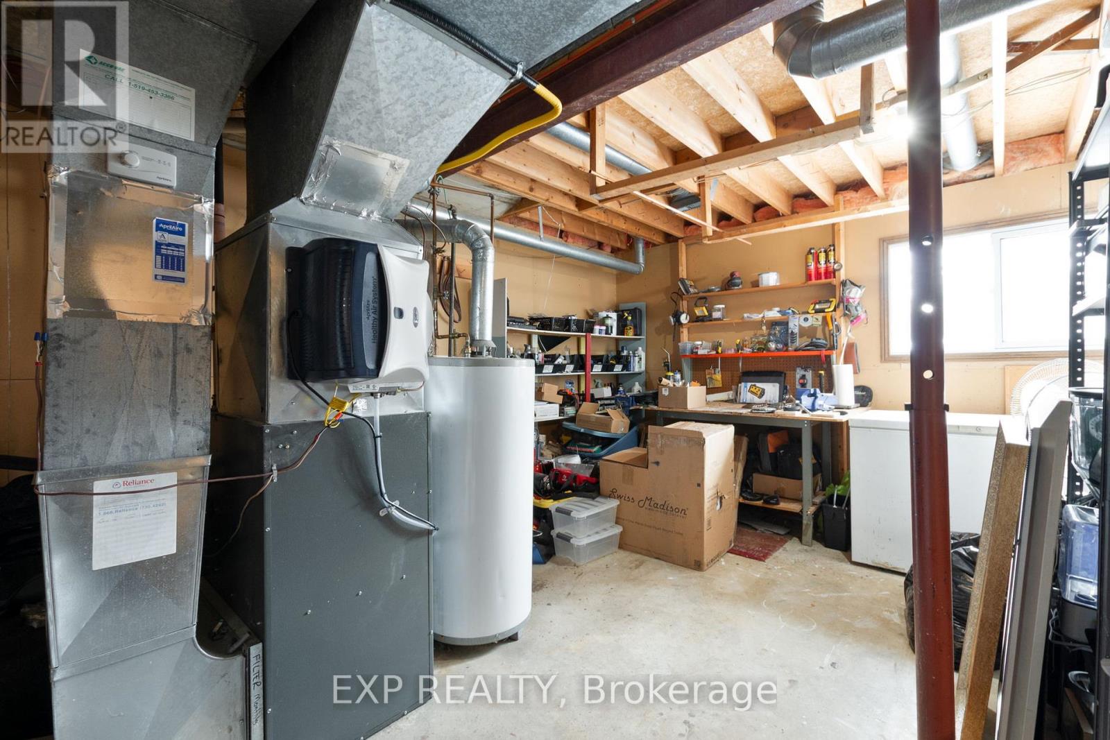 16 Acorn Crescent, London North, Ontario  N6G 3V4 - Photo 37 - X12746778