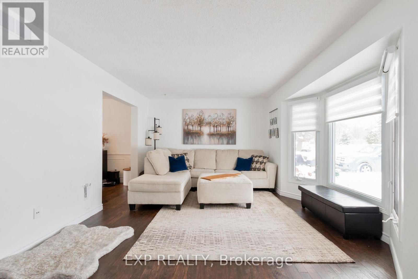 16 Acorn Crescent, London North, Ontario  N6G 3V4 - Photo 8 - X12746778