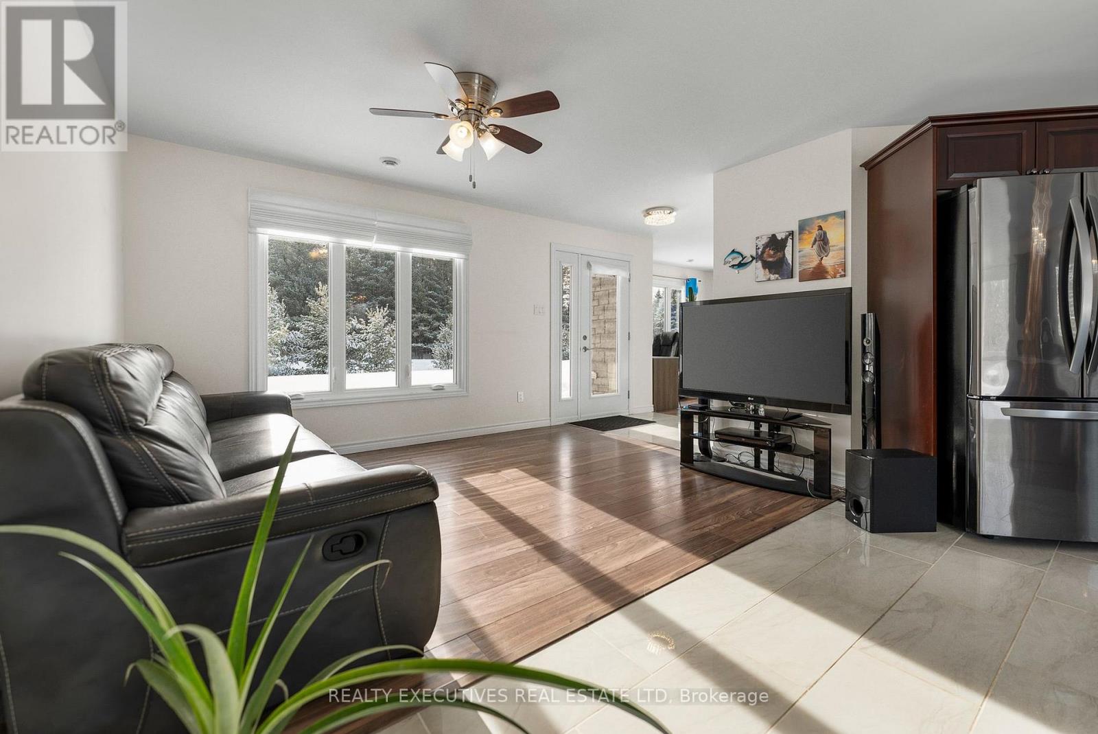 1991 Finch-Winchester Road, North Stormont, Ontario  K0C 1H0 - Photo 15 - X12746780