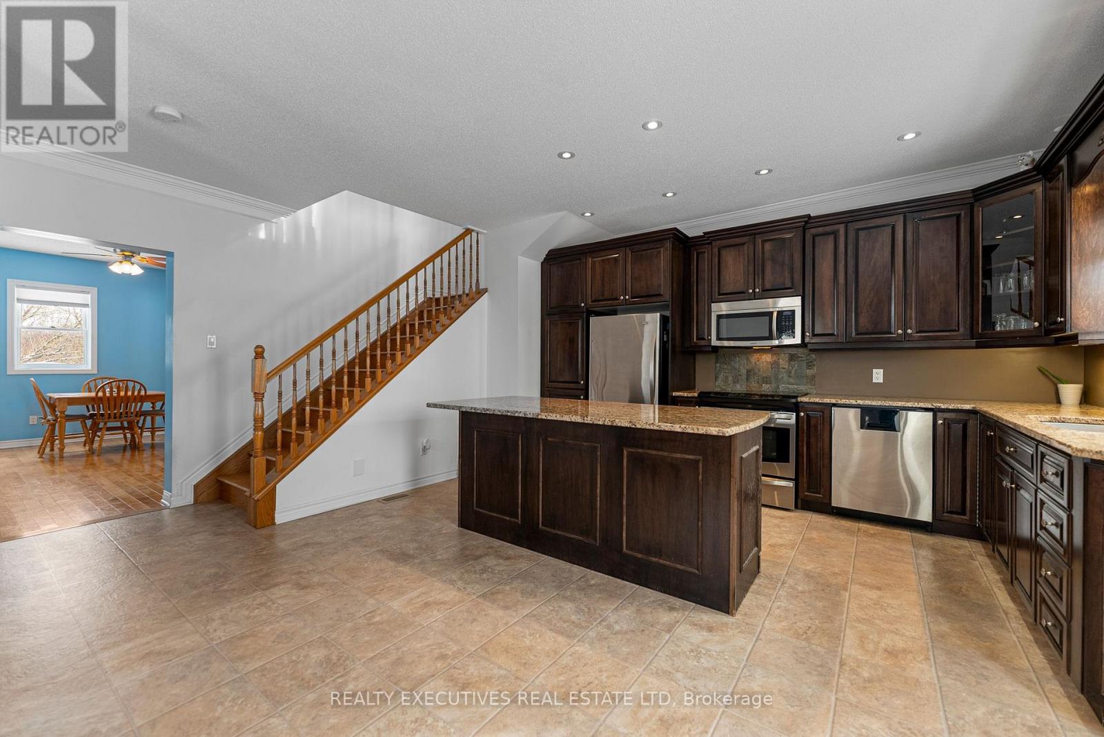 1991 Finch-Winchester Road, North Stormont, Ontario  K0C 1H0 - Photo 31 - X12746780