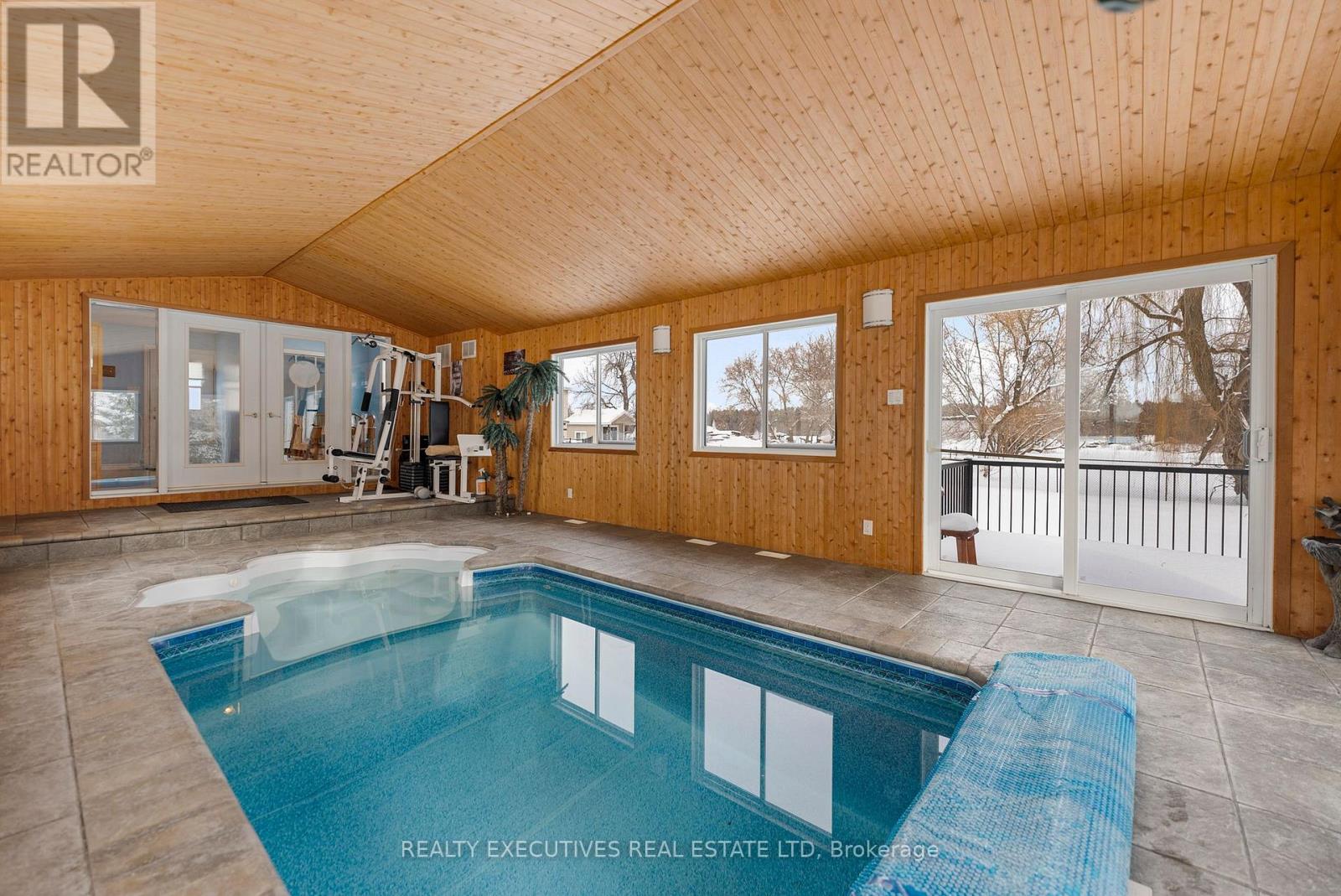 1991 Finch-Winchester Road, North Stormont, Ontario  K0C 1H0 - Photo 41 - X12746780