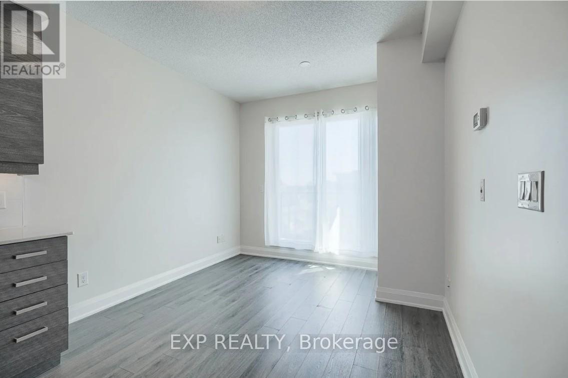 523 - 8228 Birchmount Road, Markham, Ontario  L3R 1A6 - Photo 5 - N12746766