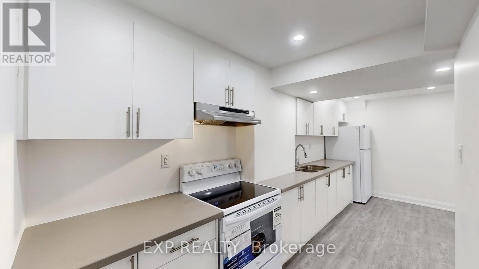 Bsmt - 33 Native Landing, Brampton, Ontario  L6X 5B1 - Photo 14 - W12746772