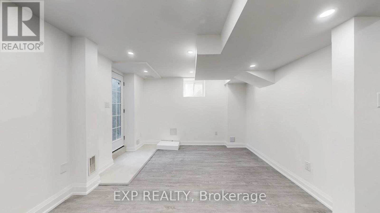 Bsmt - 33 Native Landing, Brampton, Ontario  L6X 5B1 - Photo 8 - W12746772