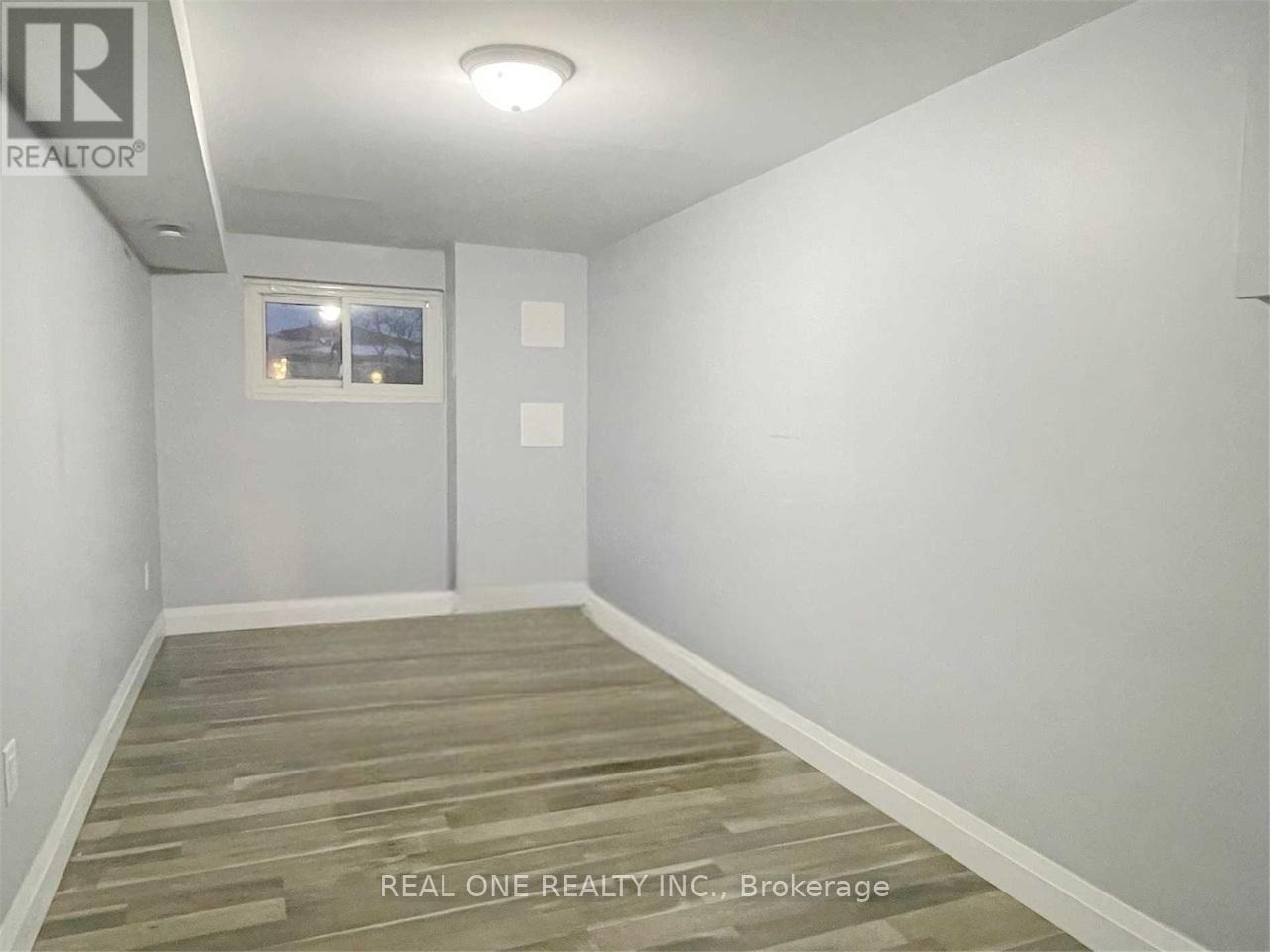 Basemen - 1074 Upper Sherman Avenue, Hamilton, Ontario  L8V 3N5 - Photo 8 - X12746768