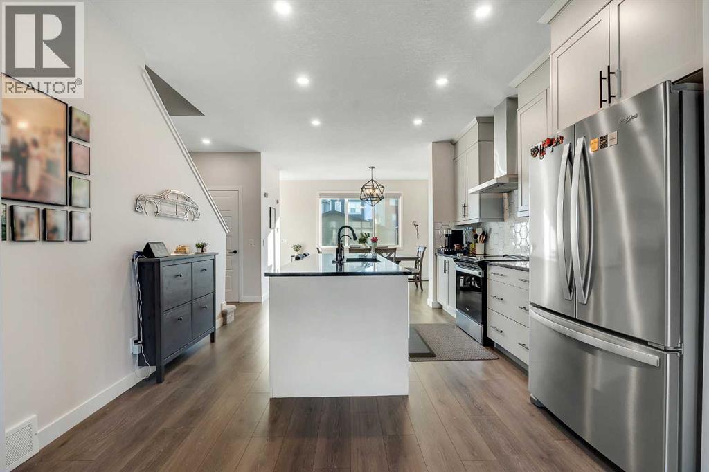 11 Marmot Way Nw, Calgary, Alberta  T3R 2C1 - Photo 13 - A2281241