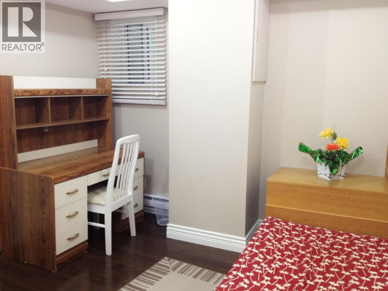 Basement Suite 4750 Highlawn Drive, Burnaby, British Columbia  V5C 3T1 - Photo 7 - R3085046