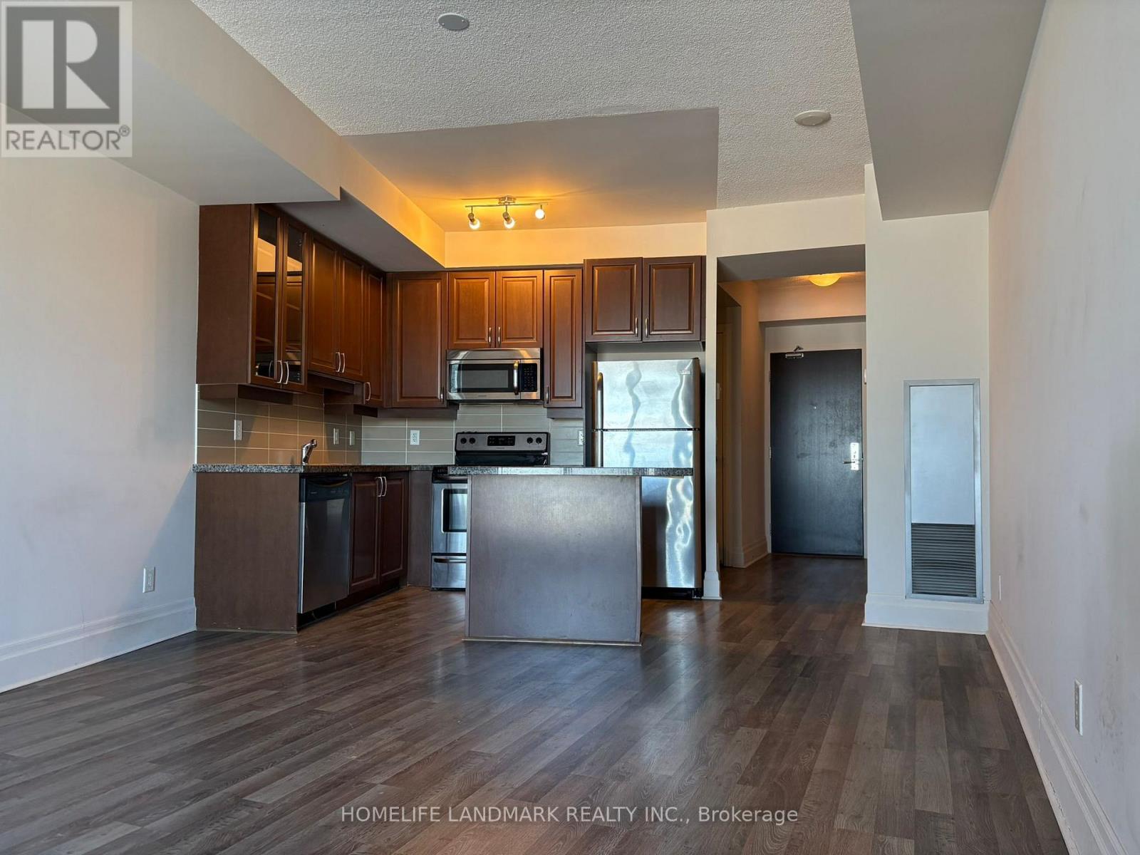 Unknown Address, ,     - Photo 2 - N12746762