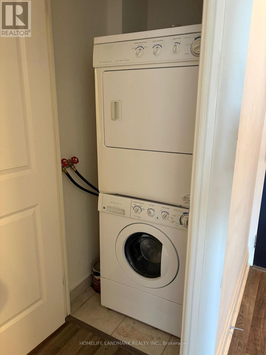 Unknown Address, ,     - Photo 5 - N12746762