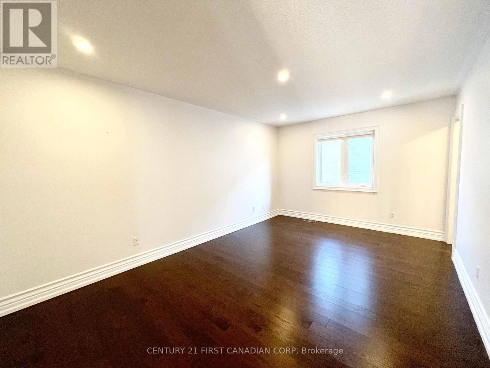 68 Chantilly Crescent, Richmond Hill, Ontario  L4C 0K1 - Photo 27 - N12746796