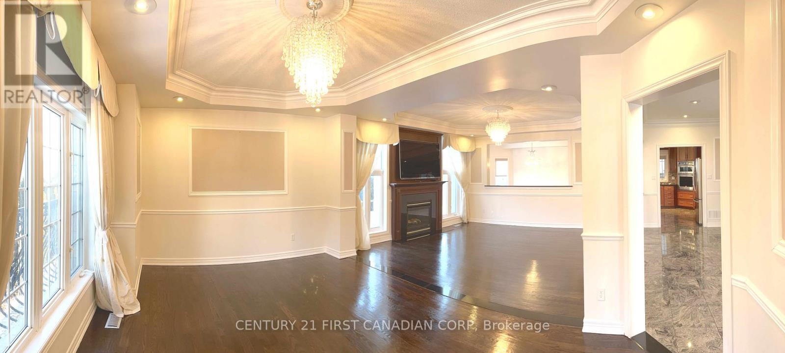 68 Chantilly Crescent, Richmond Hill, Ontario  L4C 0K1 - Photo 7 - N12746796