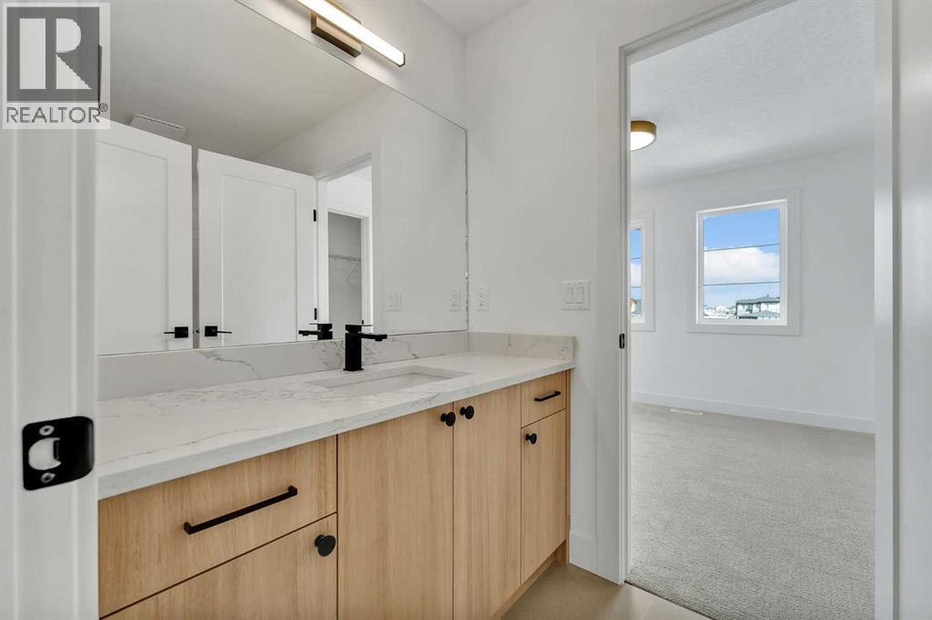 4 North Bridges Glen, Langdon, Alberta  T0J 1X3 - Photo 30 - A2271956