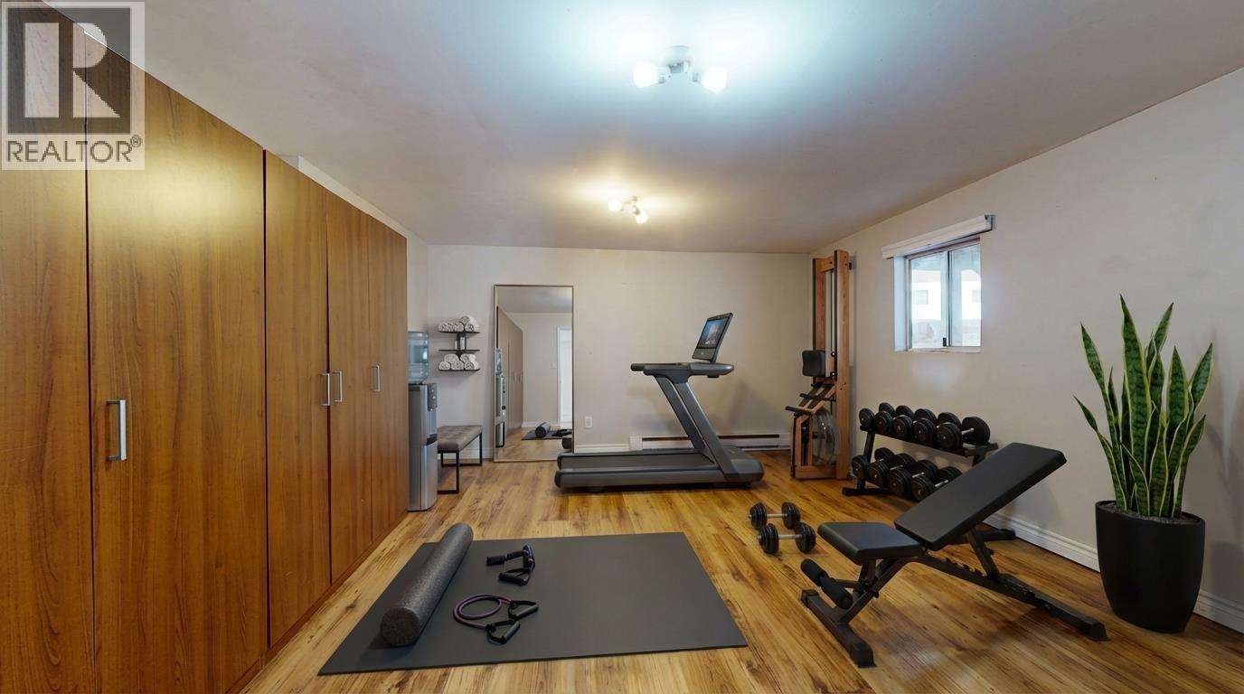 1212 Parkwood Place, Squamish, British Columbia  V0N 1H0 - Photo 28 - R3082875