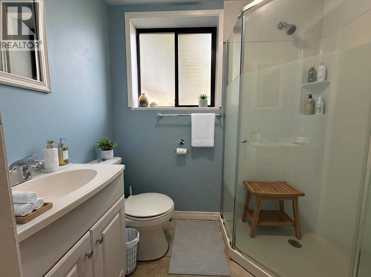 1212 Parkwood Place, Squamish, British Columbia  V0N 1H0 - Photo 31 - R3082875