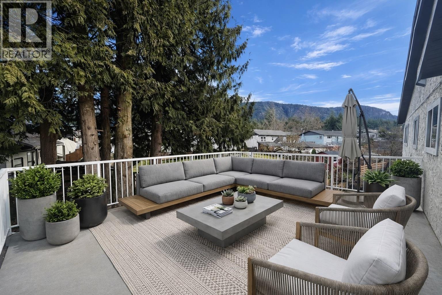 1212 Parkwood Place, Squamish, British Columbia  V0N 1H0 - Photo 13 - R3082875