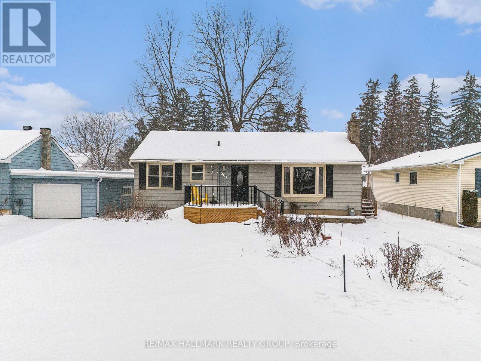 507 Clothier Street E, North Grenville, Ontario K0G 1J0 - Photo 2 - X12669544