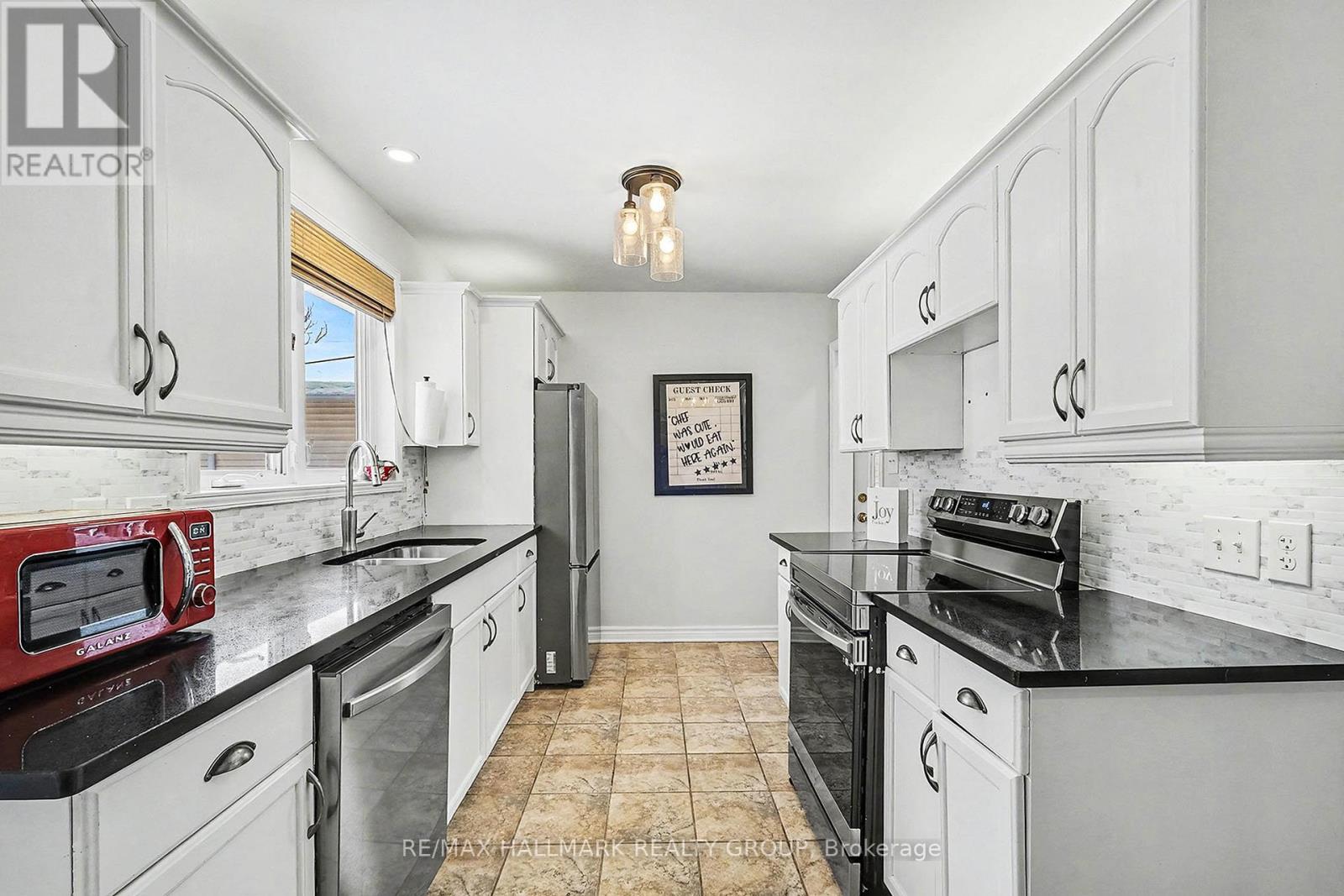 507 Clothier Street E, North Grenville, Ontario K0G 1J0 - Photo 8 - X12669544