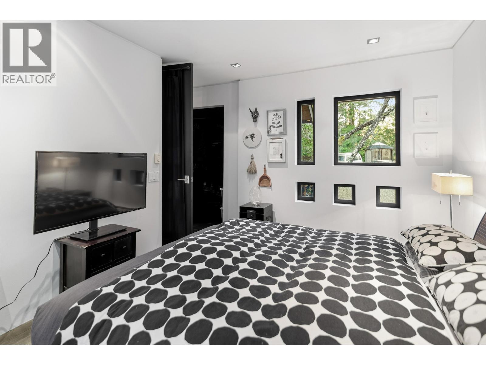 1531 Lockyer Road, Roberts Creek, British Columbia  V0N 2W1 - Photo 23 - R3085171