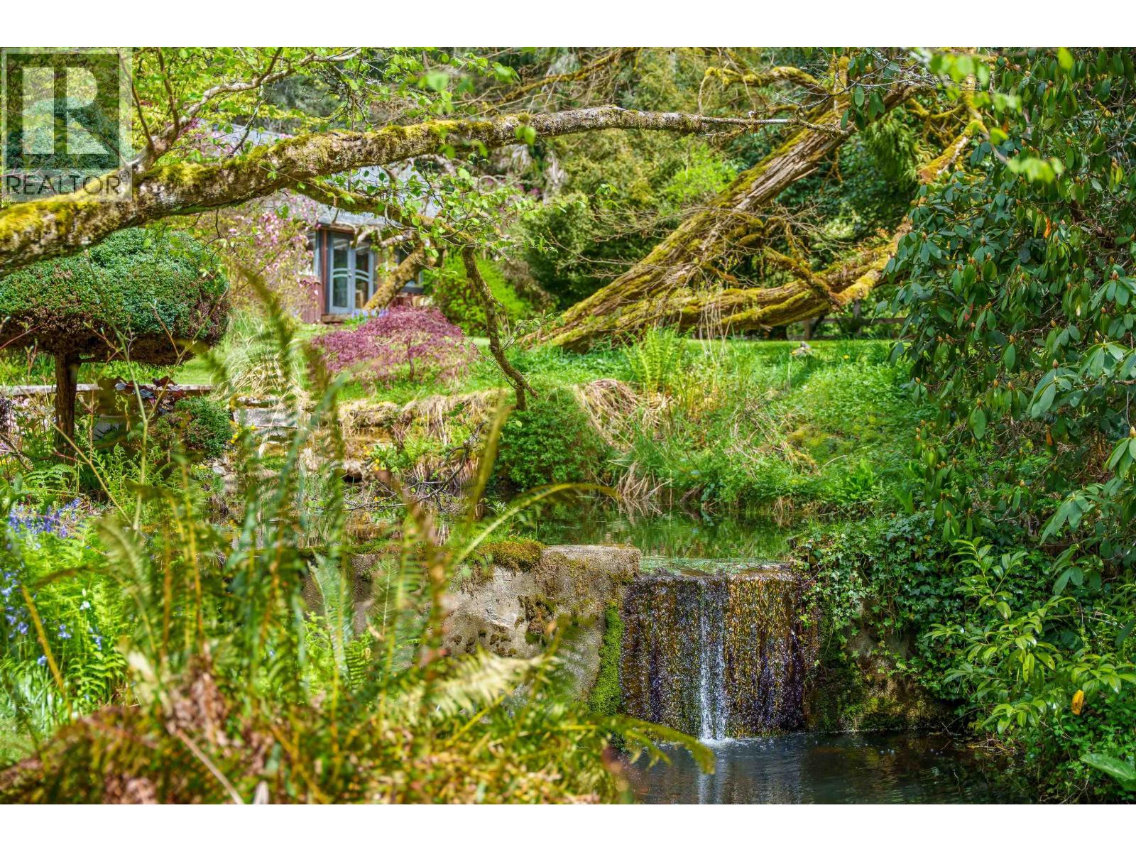 1531 Lockyer Road, Roberts Creek, British Columbia  V0N 2W1 - Photo 4 - R3085171