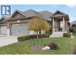 212 WOODYCREST, Kingsville, Ontario