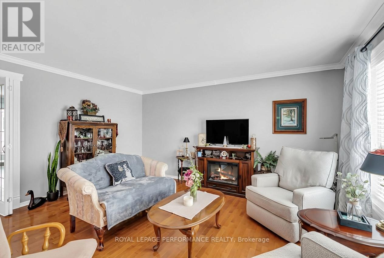 220 Dunbar Avenue, Cornwall, Ontario  K6H 7A2 - Photo 8 - X12633740