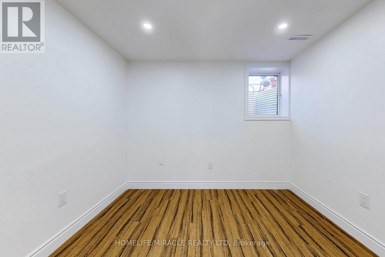 Bsmnt - 625 Symons Cross, Milton, Ontario  L9T 7S2 - Photo 23 - W12746784