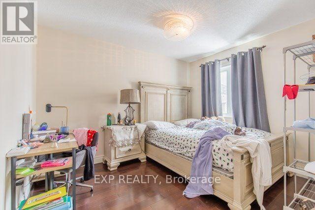 81 - 833 Scollard Court, Mississauga, Ontario  L5V 2B4 - Photo 20 - W12746794