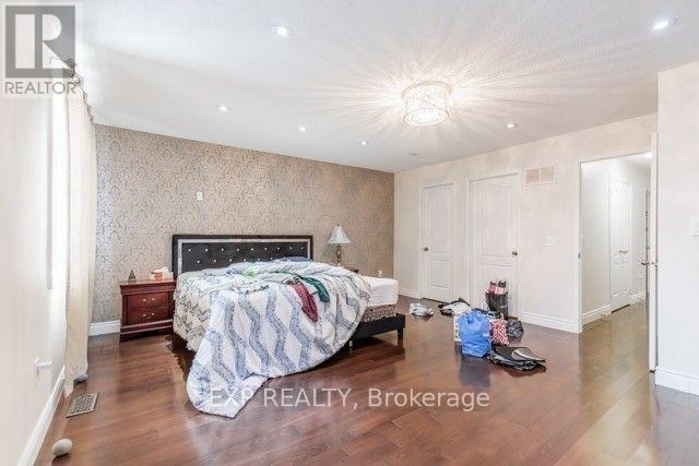 81 - 833 Scollard Court, Mississauga, Ontario  L5V 2B4 - Photo 24 - W12746794