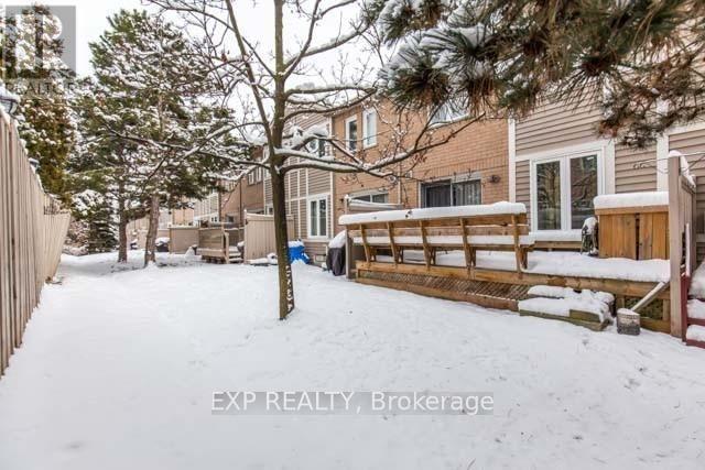 81 - 833 Scollard Court, Mississauga, Ontario  L5V 2B4 - Photo 4 - W12746794