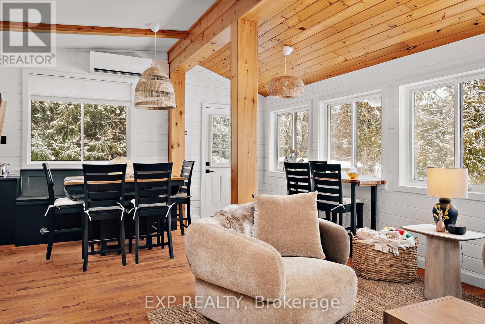 1355 Bellwood Acres Road, Lake Of Bays, Ontario  P0B 1A0 - Photo 16 - X12746786