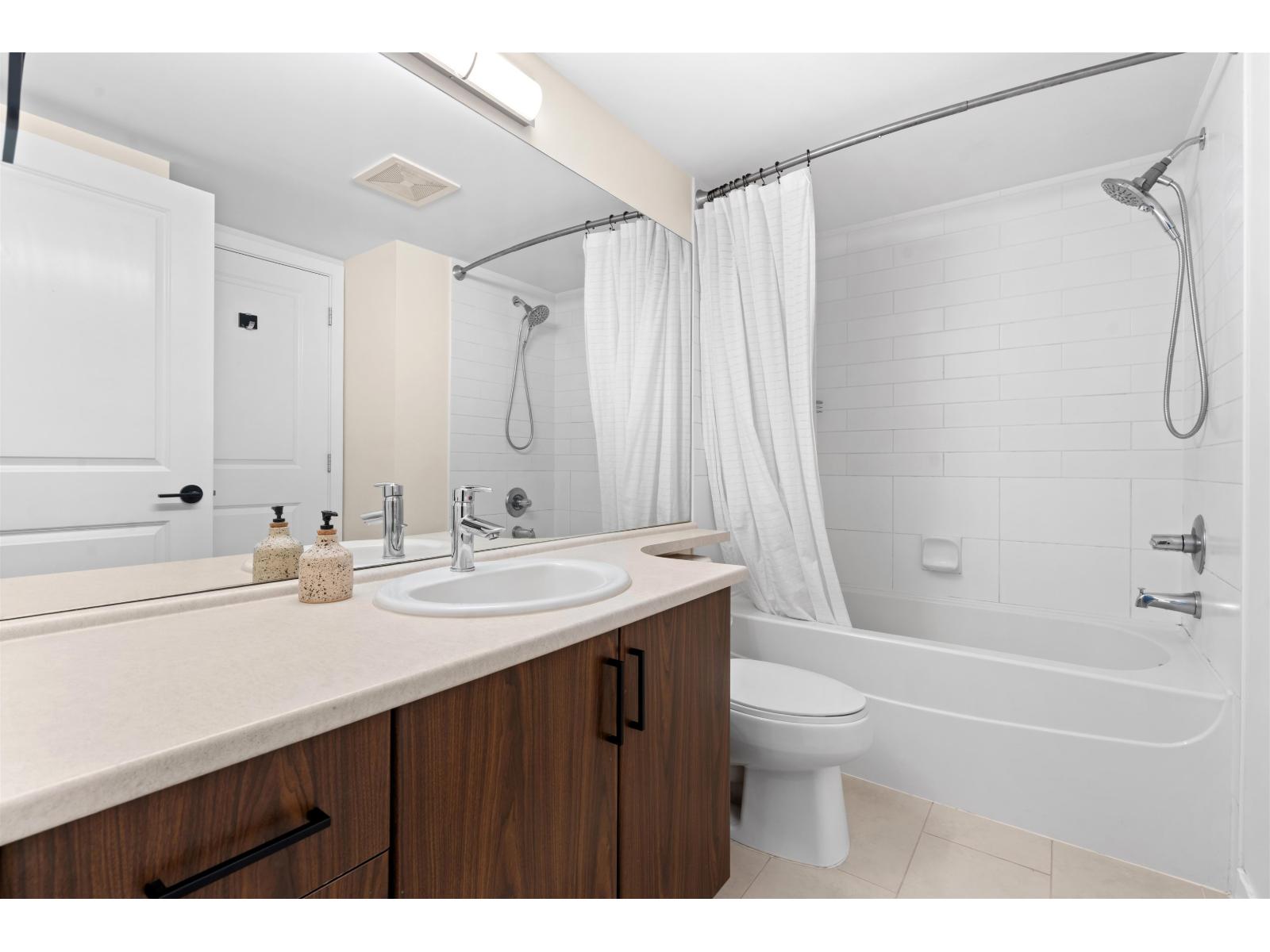 A302 8929 202 Street, Langley, British Columbia  V1M 0B4 - Photo 17 - R3083293